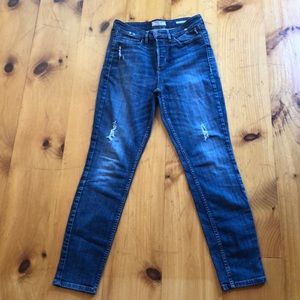 Guess jeans skinny size 29